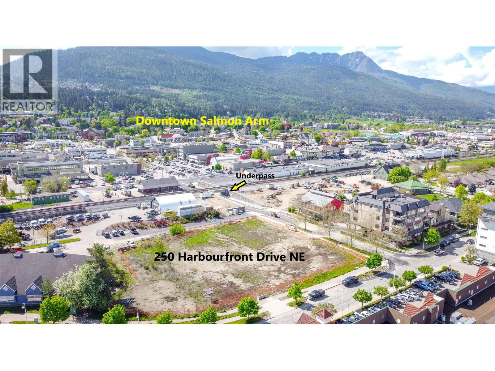  250 Harbourfront Drive Northeast, Salmon Arm