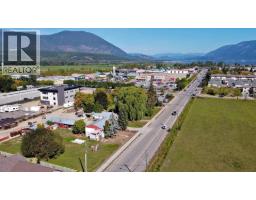 1091, 1131, 1171 10 Street Sw, Salmon Arm, BC V1E1T2 Photo 8