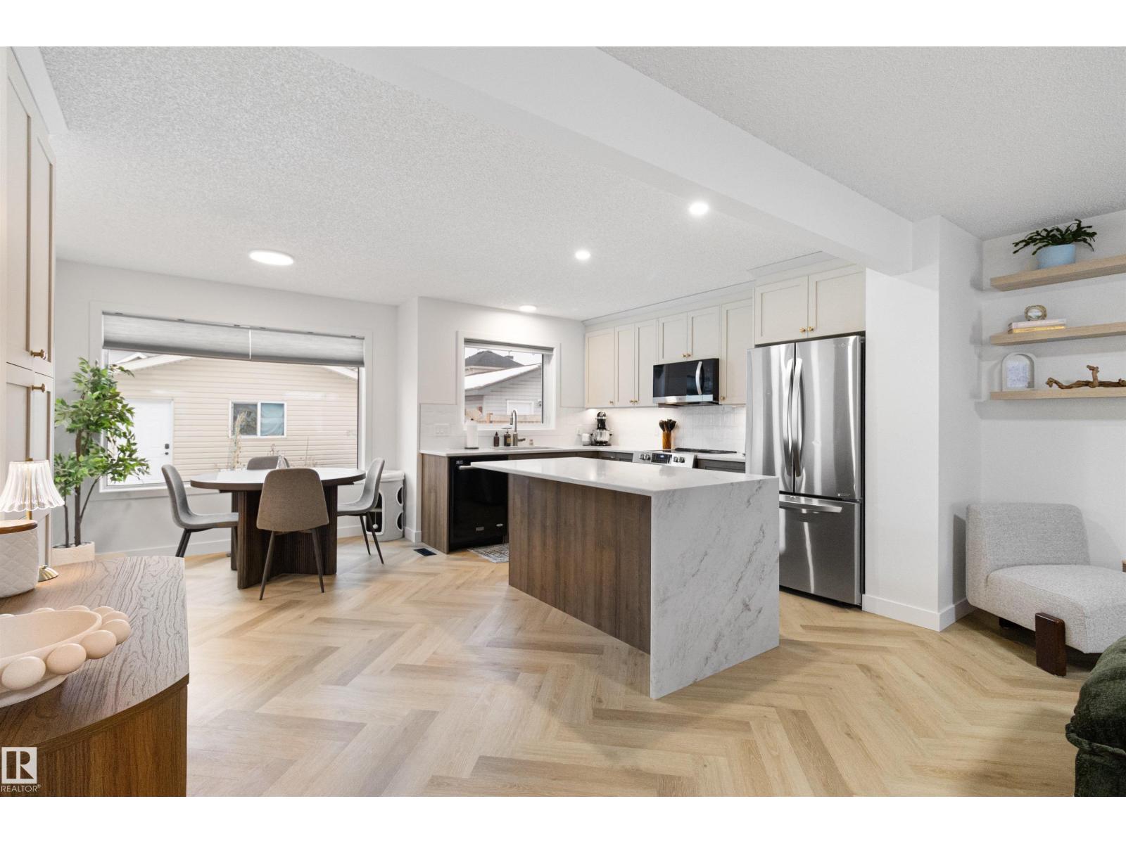 7 Summerland WY, Sherwood Park