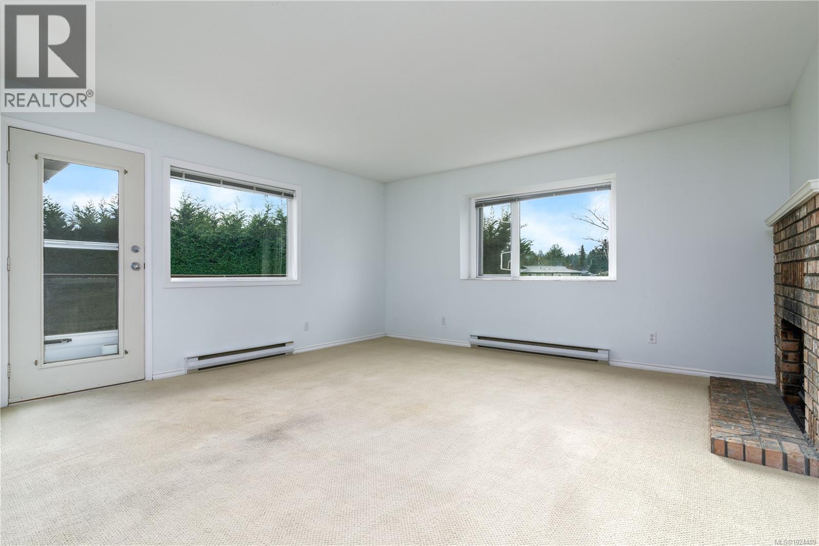 26 7070 West Saanich Rd, Central Saanich