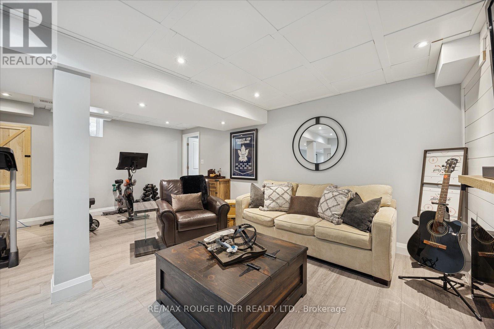 42 DOCTOR ARCHER DRIVE,Scugog (Port Perry),,