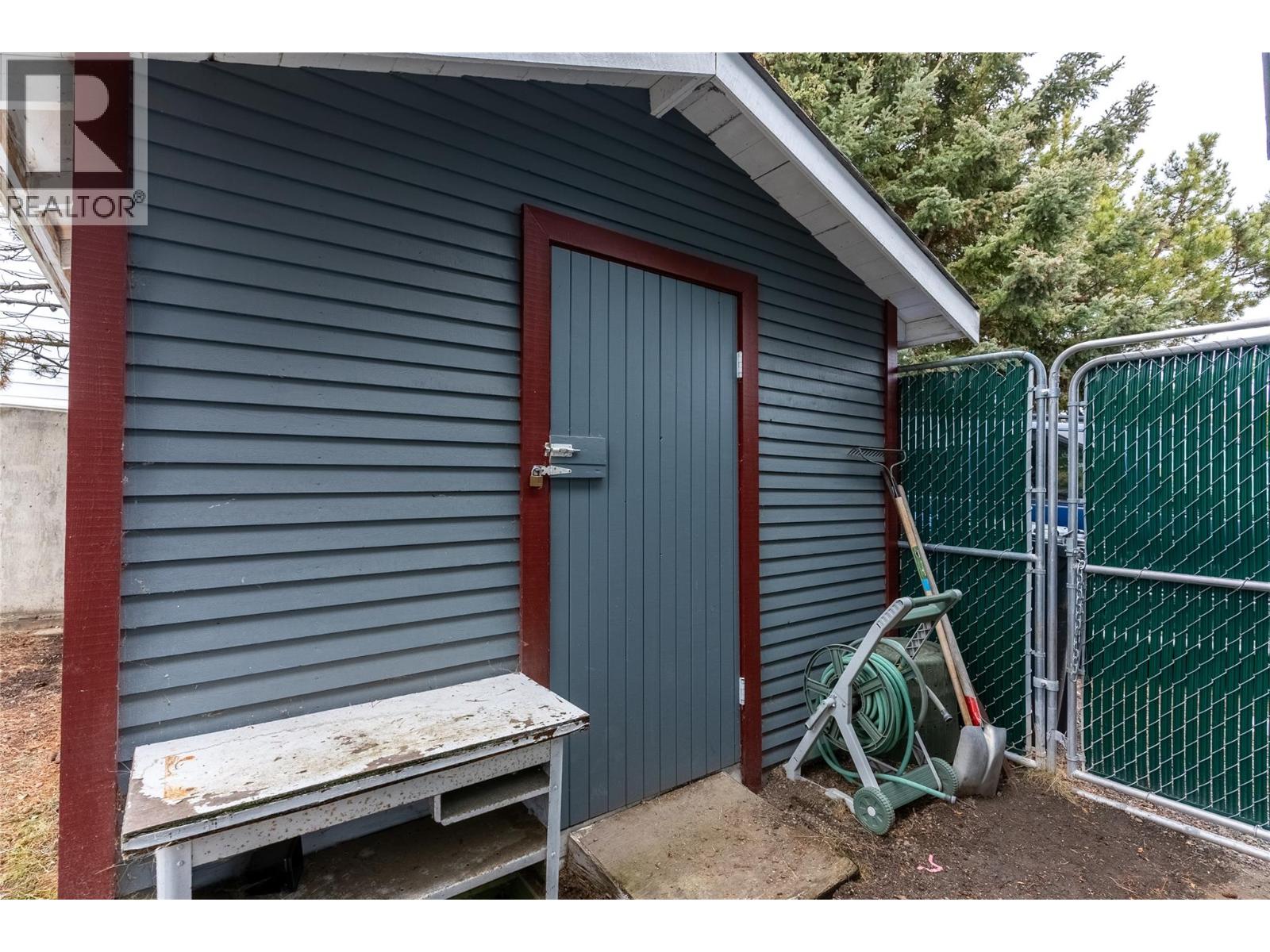 40 Breccia Drive, Logan Lake