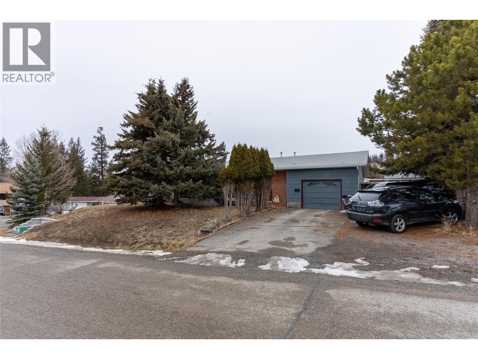 40 Breccia Drive, Logan Lake