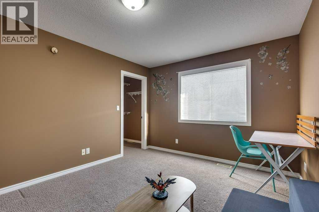 5322 55 Street, Lacombe