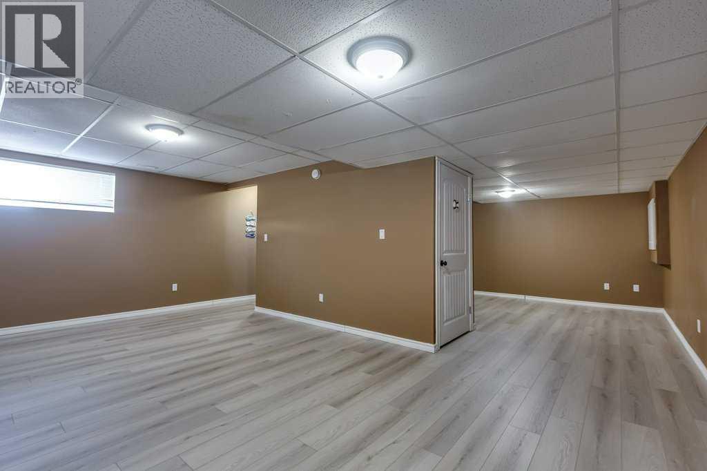 5322 55 Street, Lacombe