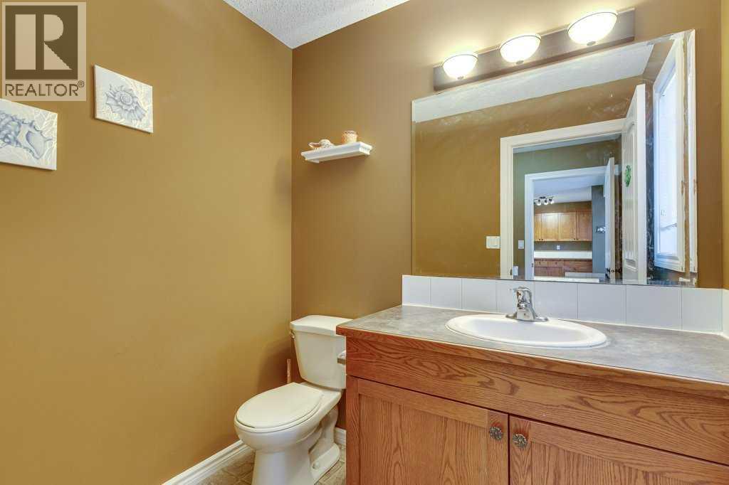 5322 55 Street, Lacombe