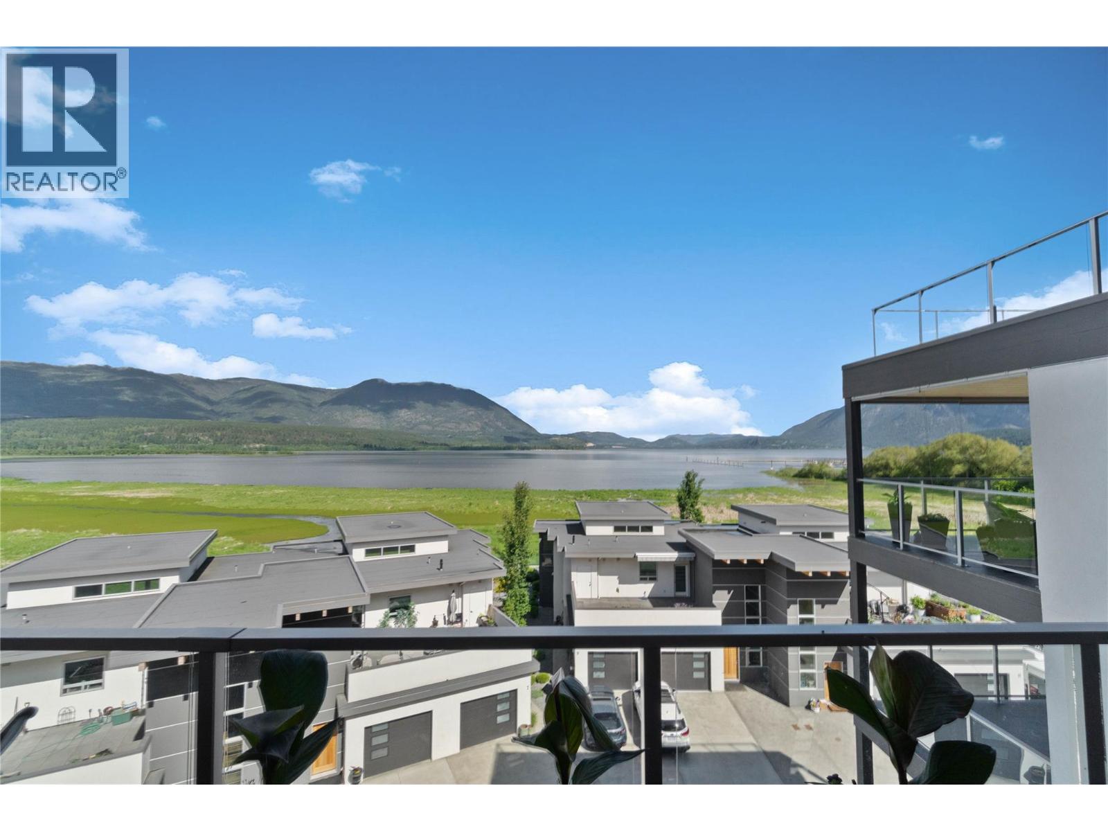 501 131 Harbourfront Drive Northeast, Salmon Arm