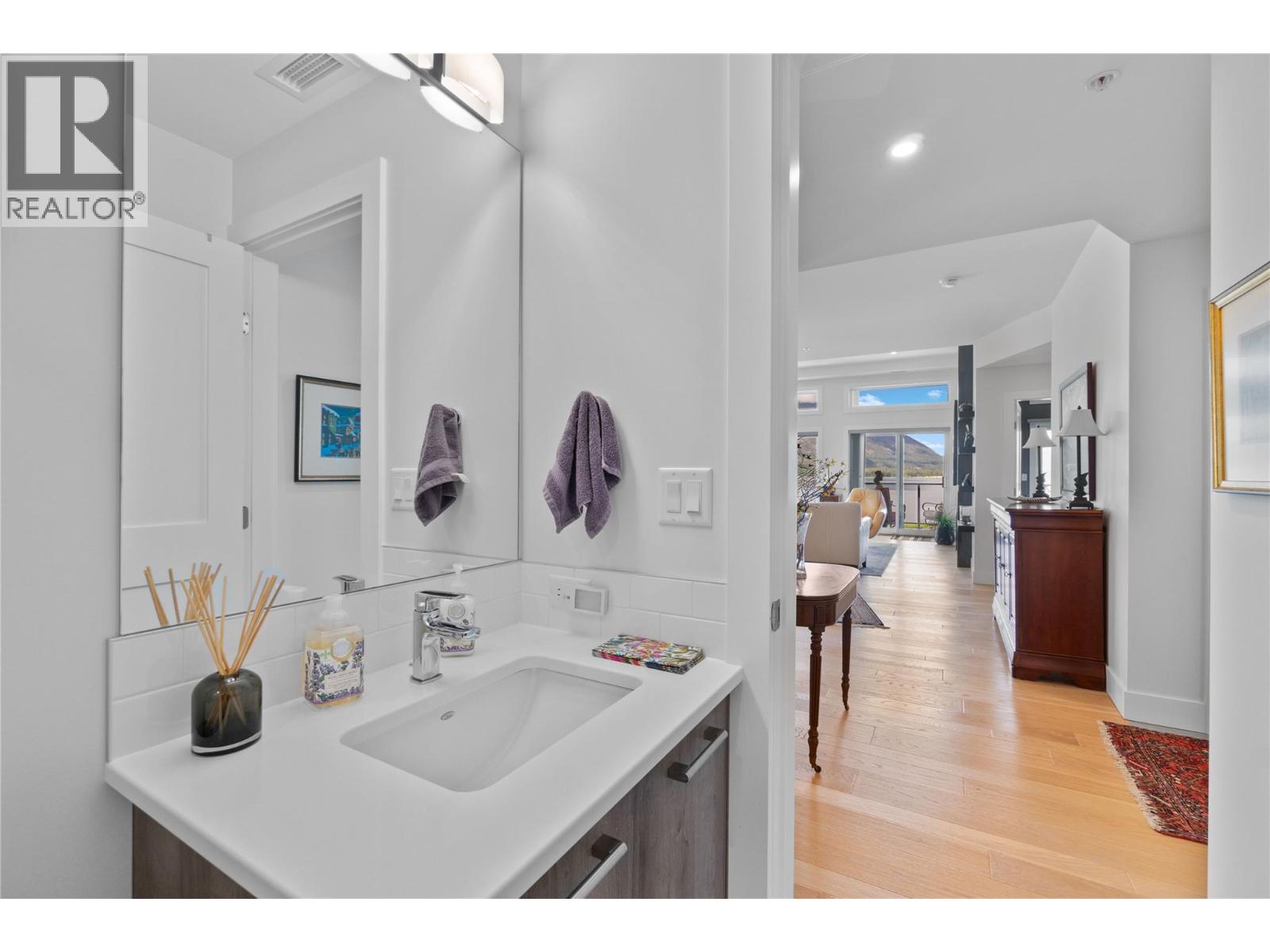 501 131 Harbourfront Drive Northeast, Salmon Arm