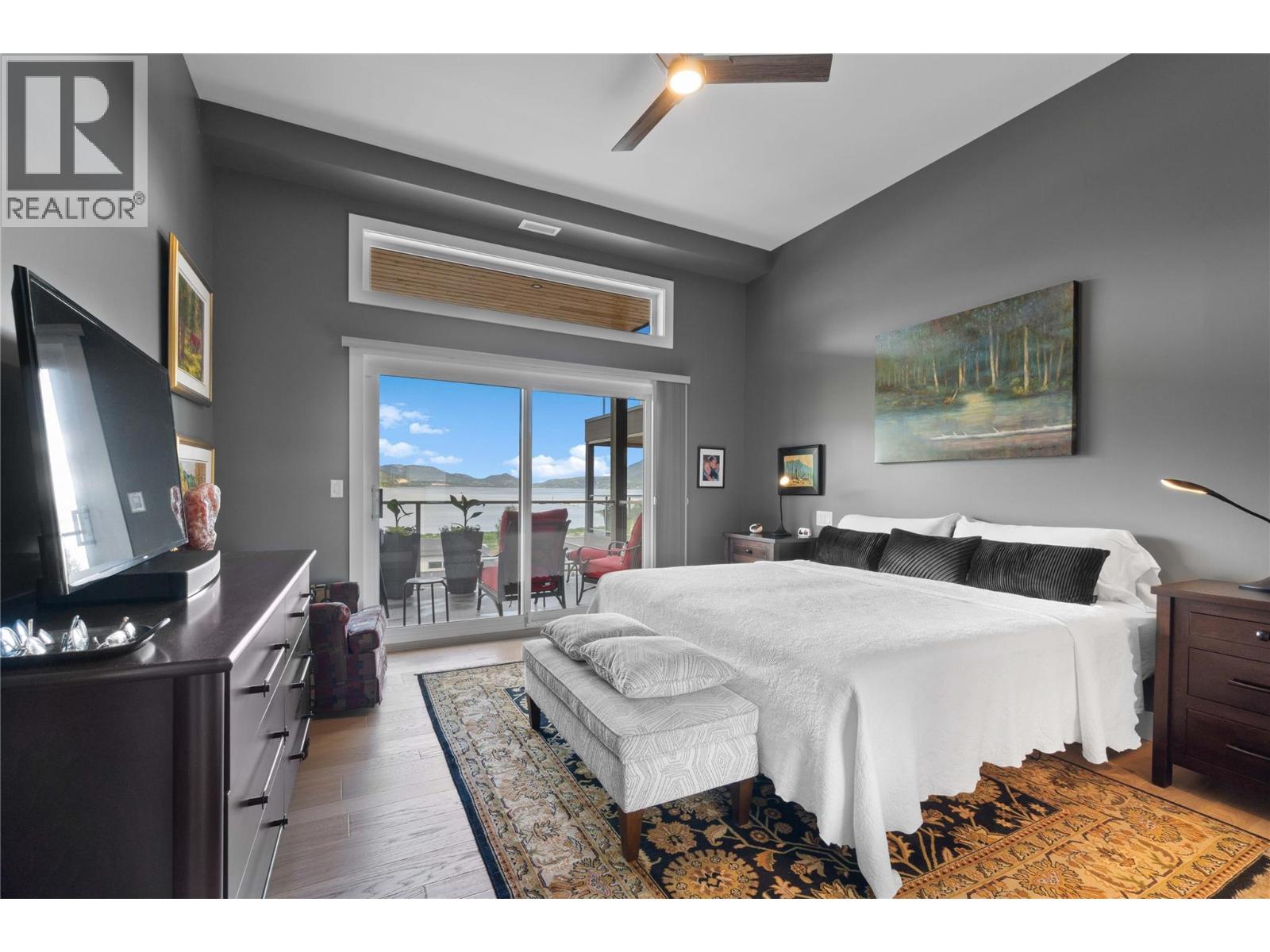 501 131 Harbourfront Drive Northeast, Salmon Arm