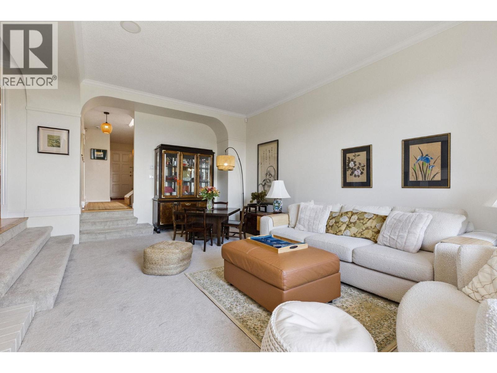 24 2214 FOLKESTONE WAY, West Vancouver