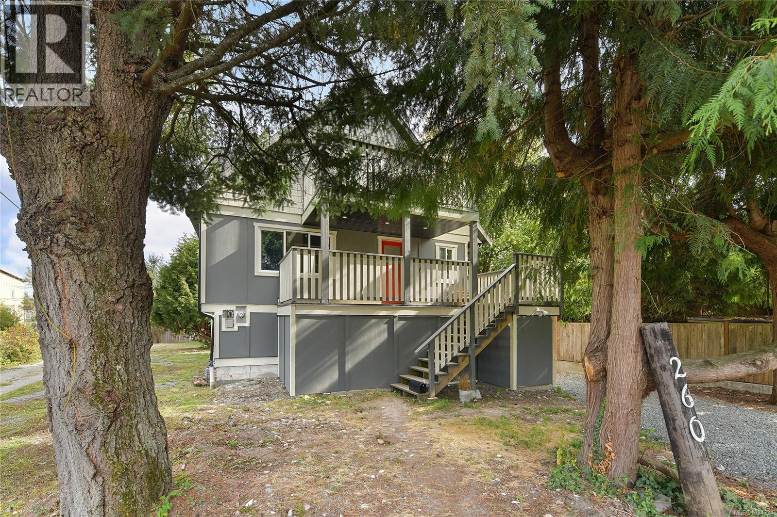 260 Plowright Rd, View Royal