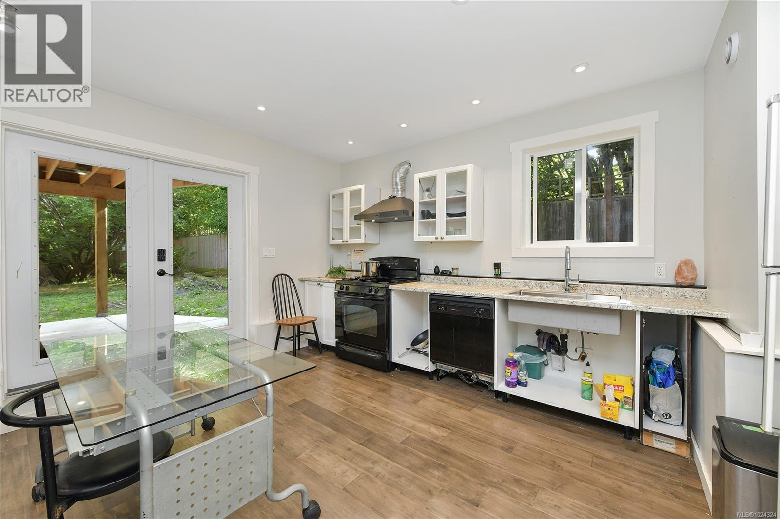 260 Plowright Rd, View Royal