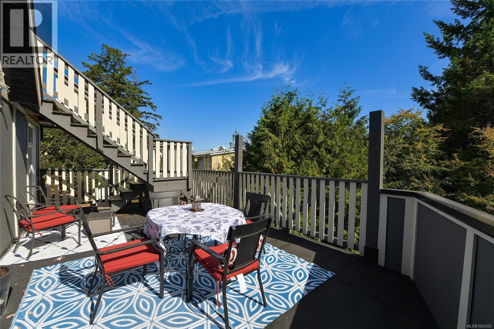 260 Plowright Rd, View Royal