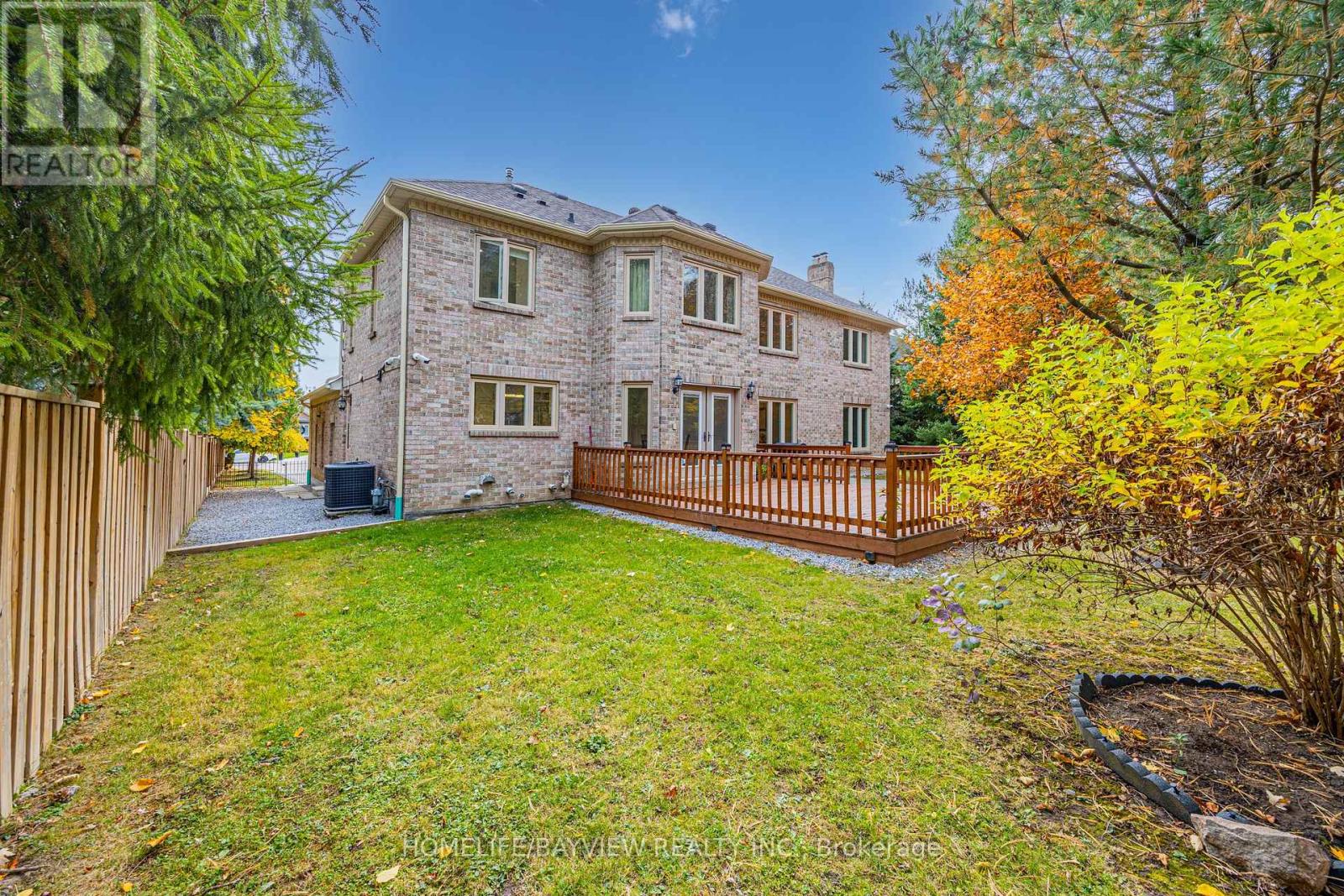 11 WENDOVER COURT - 48