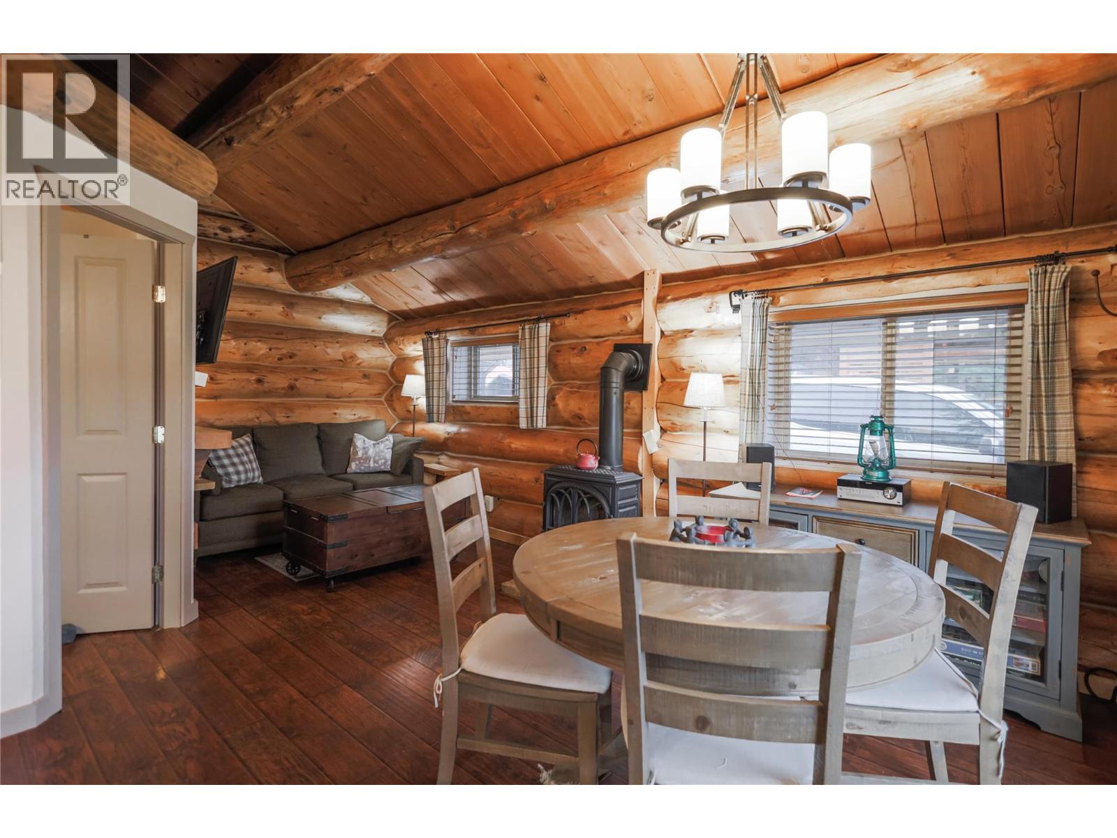  Cabin 10 Hatheume Lake Lodge Other, Peachland