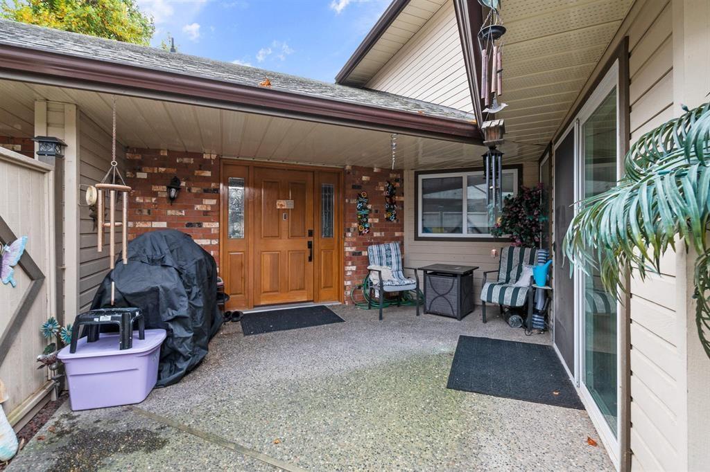 3 9515 WOODBINE STREET, Chilliwack Proper East, Chilliwack