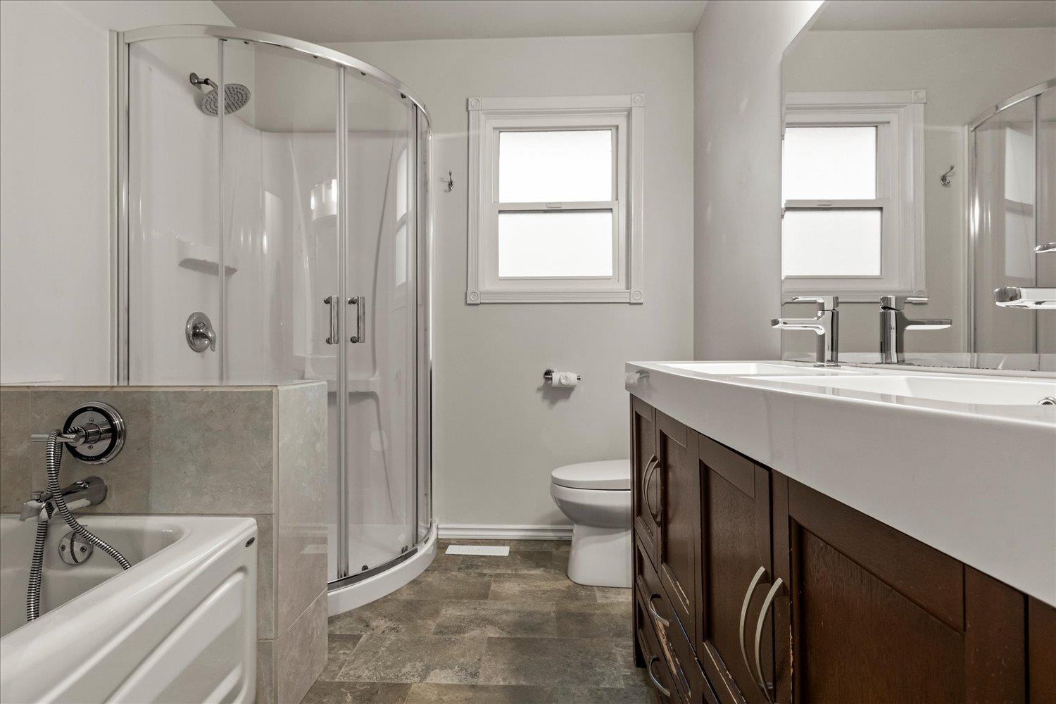 43025 VEDDER MOUNTAIN ROAD, Yarrow, Yarrow