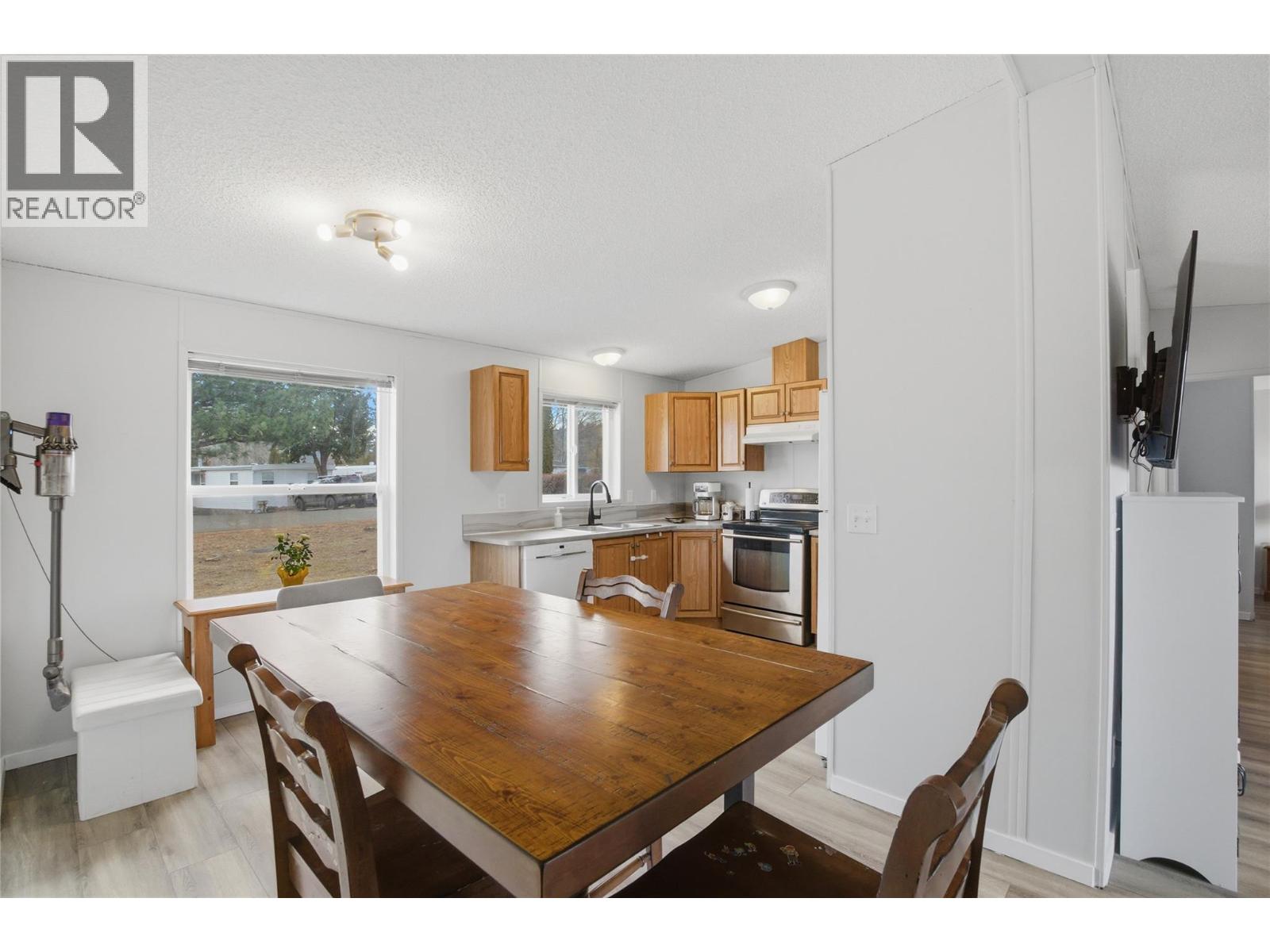 779 KLAHANIE DRIVE - 6