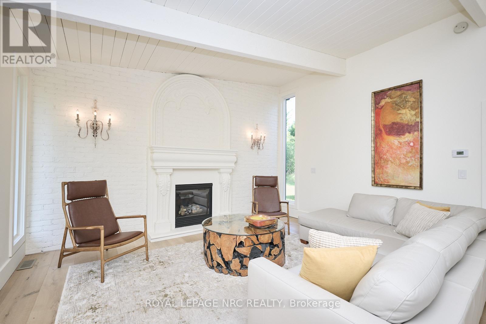 1904 MACDONALD DRIVE - 26