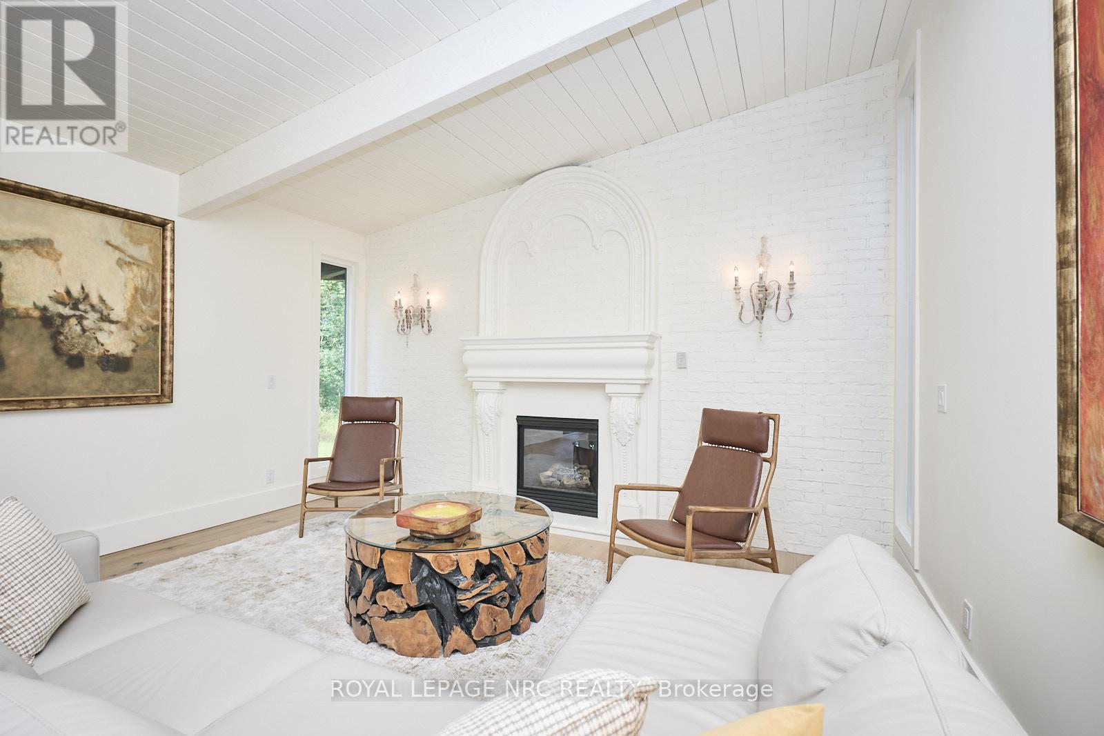 1904 MACDONALD DRIVE - 27