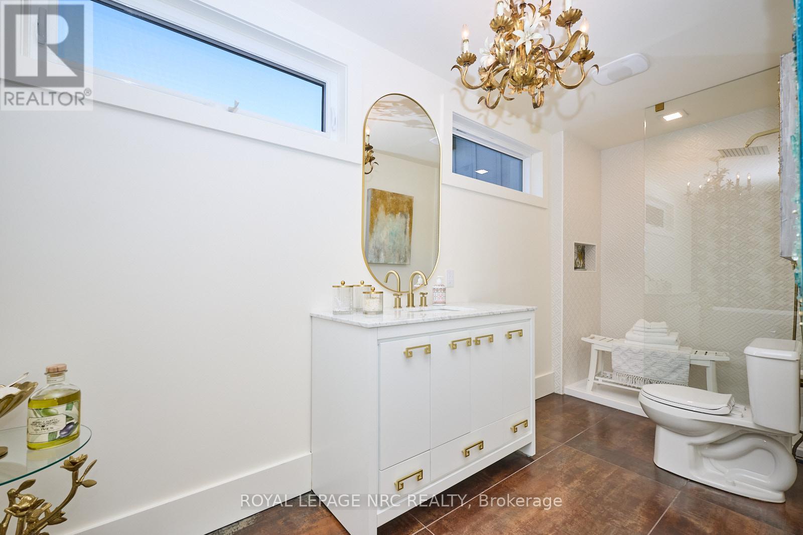1904 MACDONALD DRIVE - 37