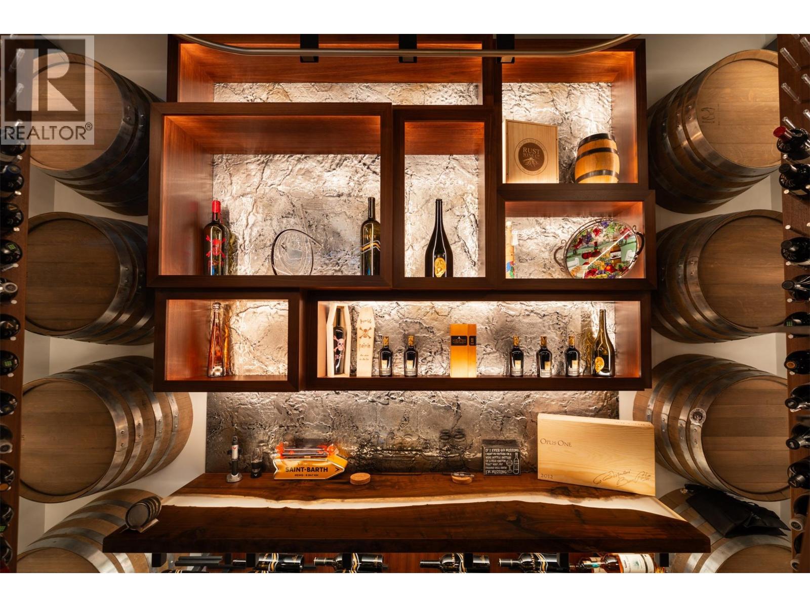  2469 Thacker Drive, West Kelowna