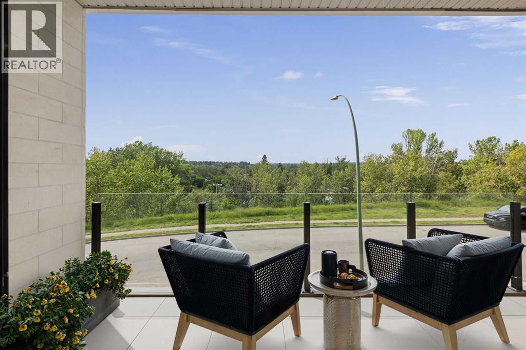 Single Family House for Sale in #A  A Street SW Parkhill Calgary 