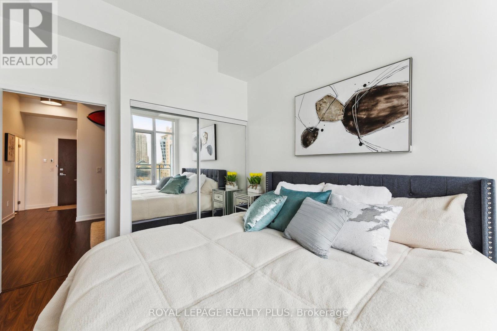 #603 365 PRINCE OF WALES DRIVE - 21