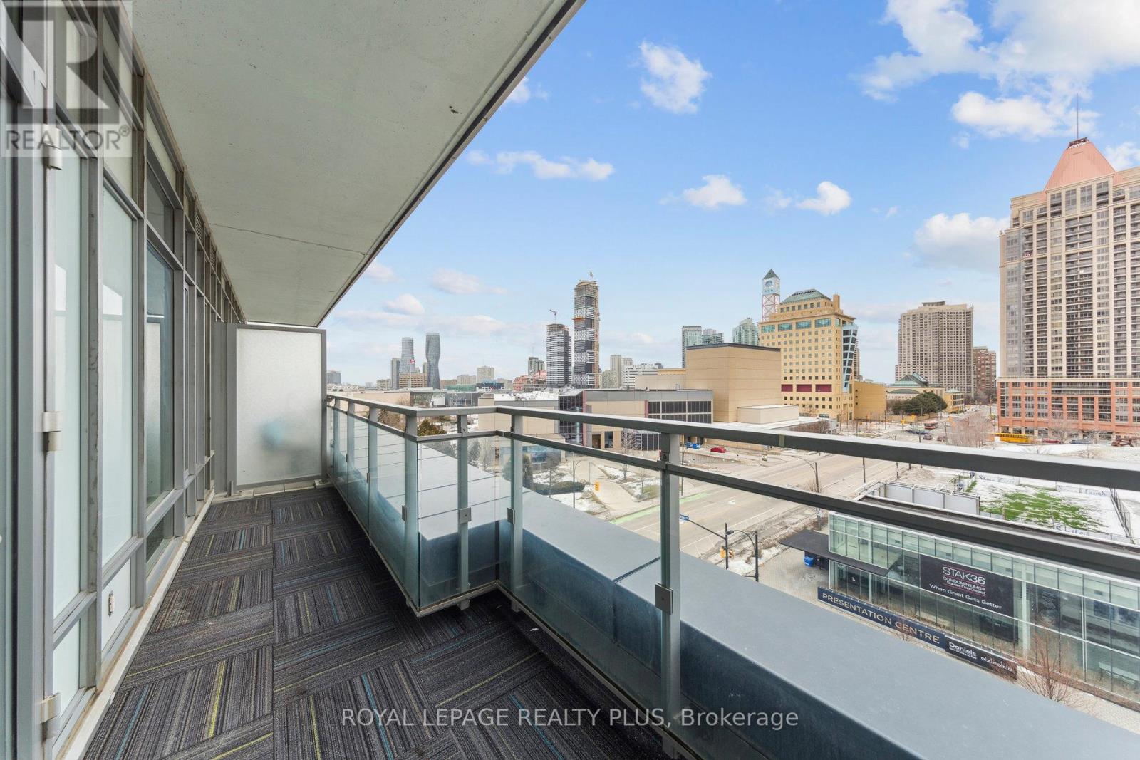 #603 365 PRINCE OF WALES DRIVE - 28