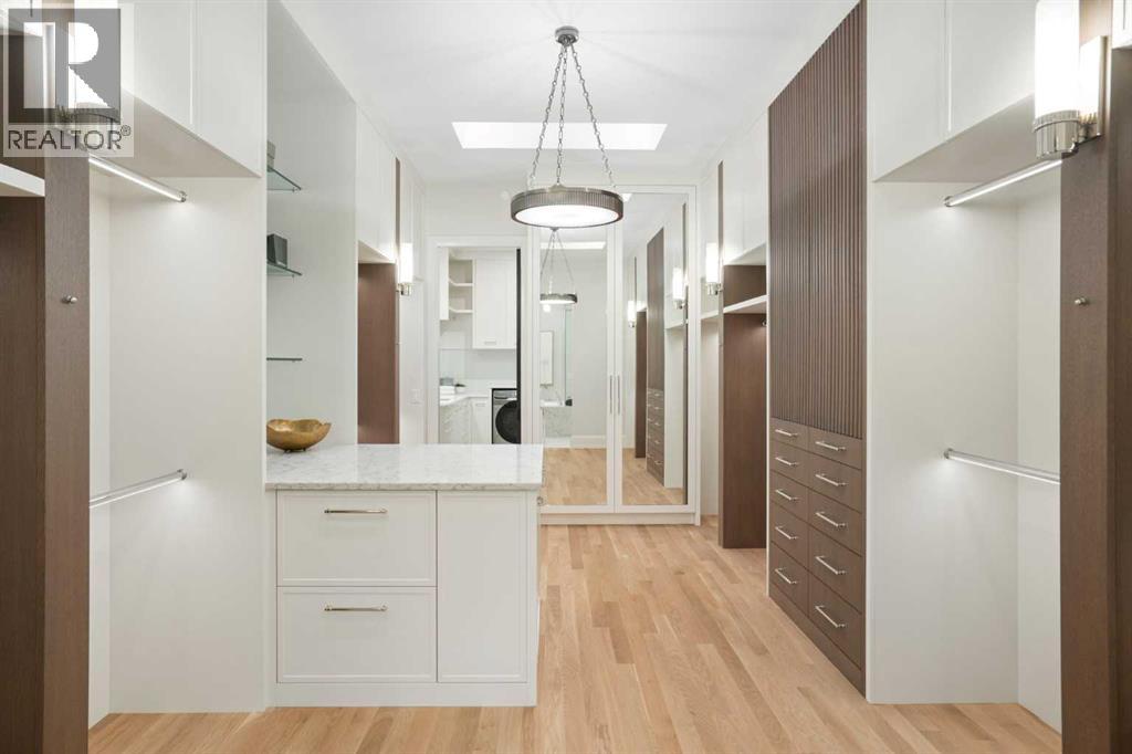 Single Family House for Sale in #B  A Street SW Parkhill Calgary 