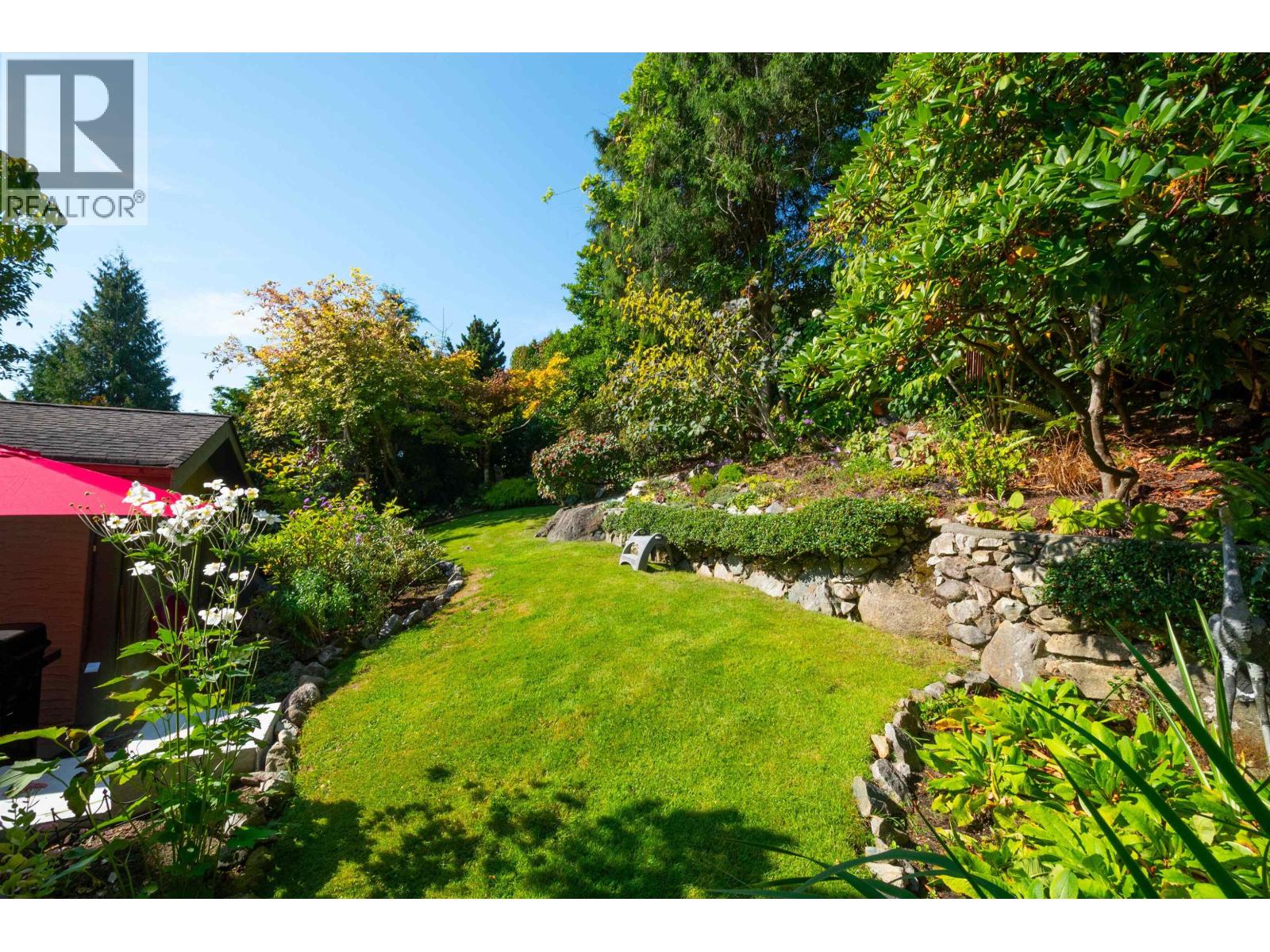 560 CRAIGMOHR DRIVE, West Vancouver