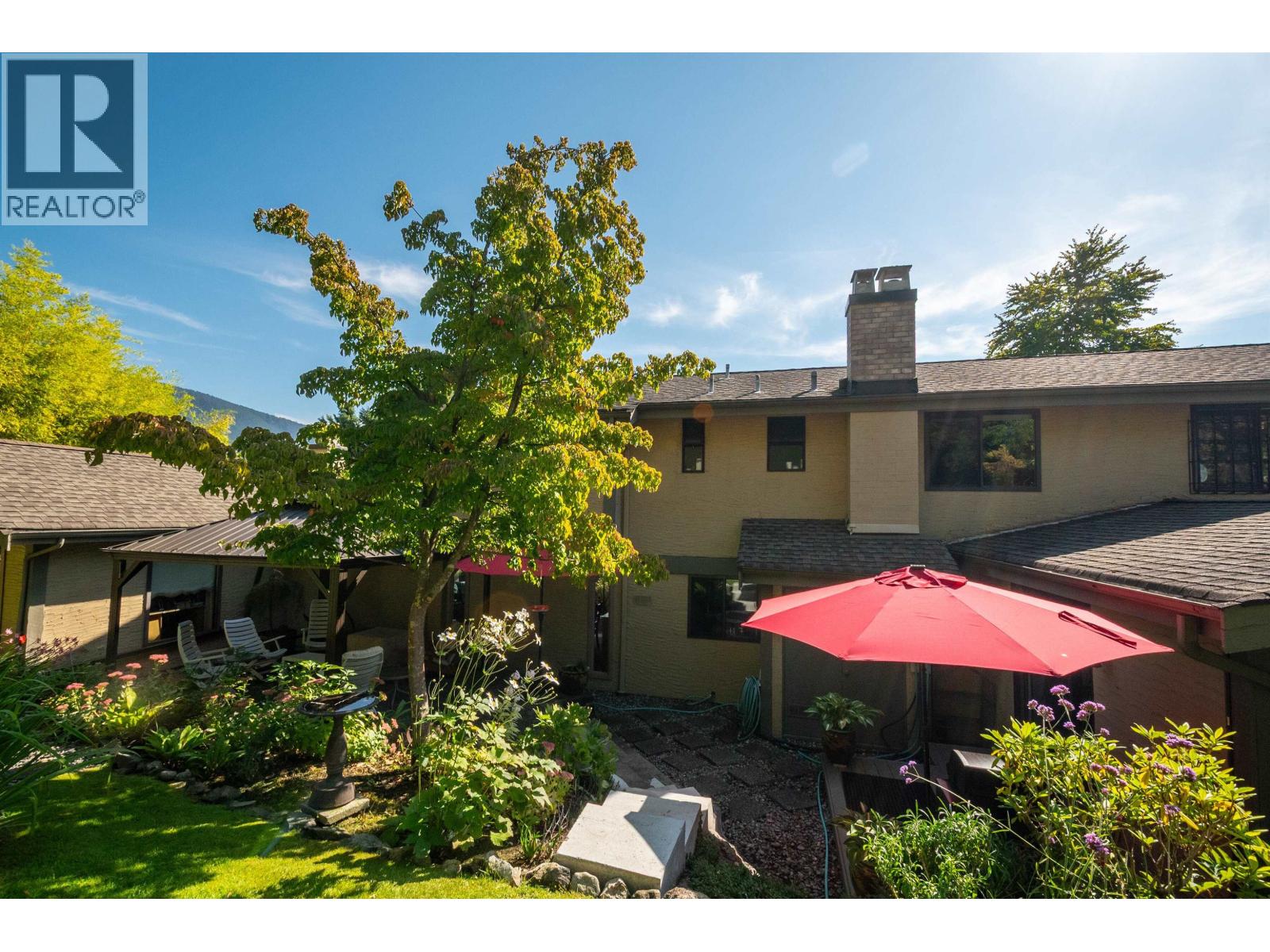 560 CRAIGMOHR DRIVE, West Vancouver