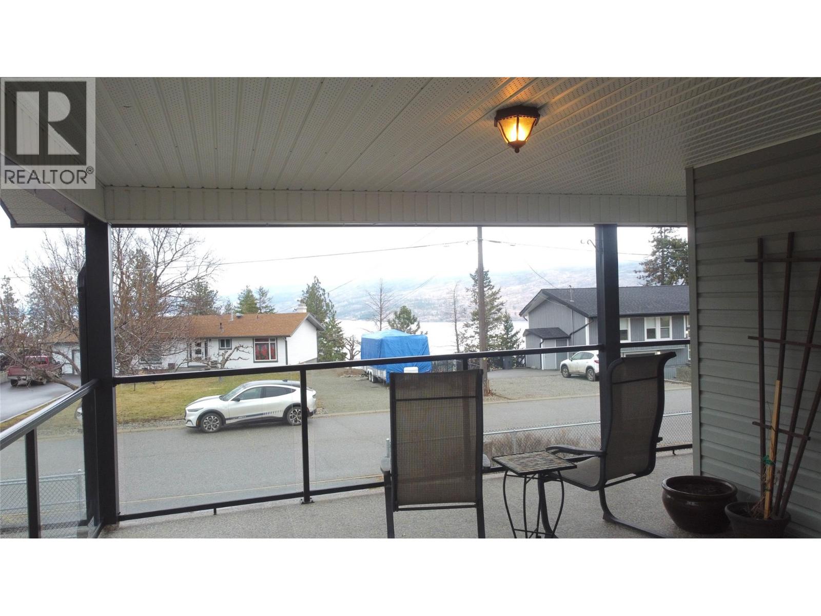 5749 MacKenzie Road, Peachland