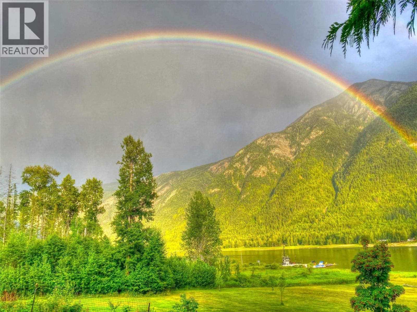 240 Arrow Park Demars Road, Nakusp