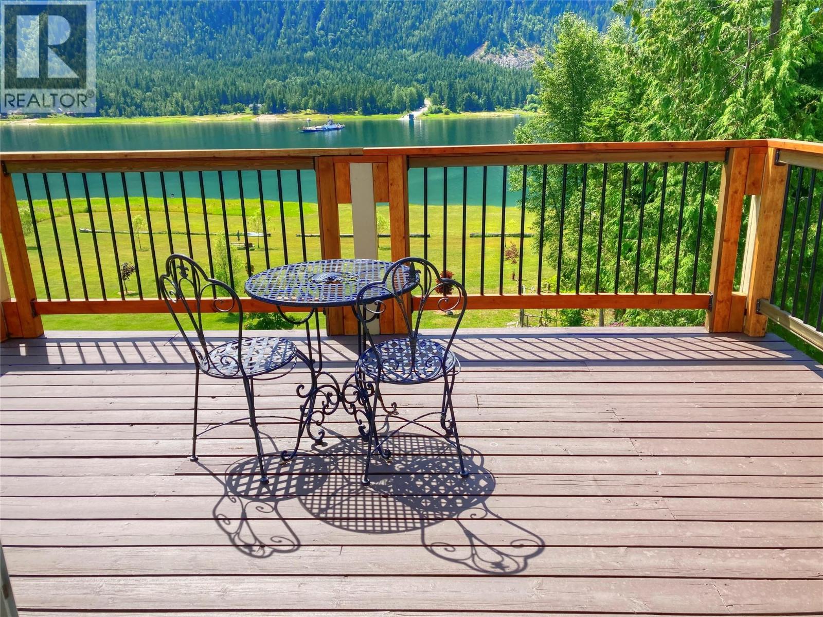 240 Arrow Park Demars Road, Nakusp