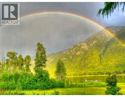 240 Arrow Park Demars Road, Nakusp, BC V0G1R1 Photo 11