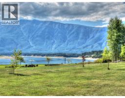 240 Arrow Park Demars Road, Nakusp, BC V0G1R1 Photo 14