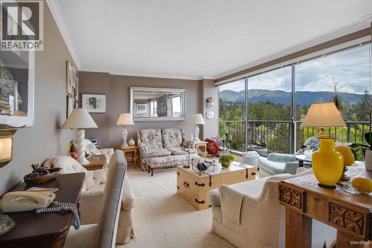 903 1745 ESQUIMALT AVENUE, West Vancouver