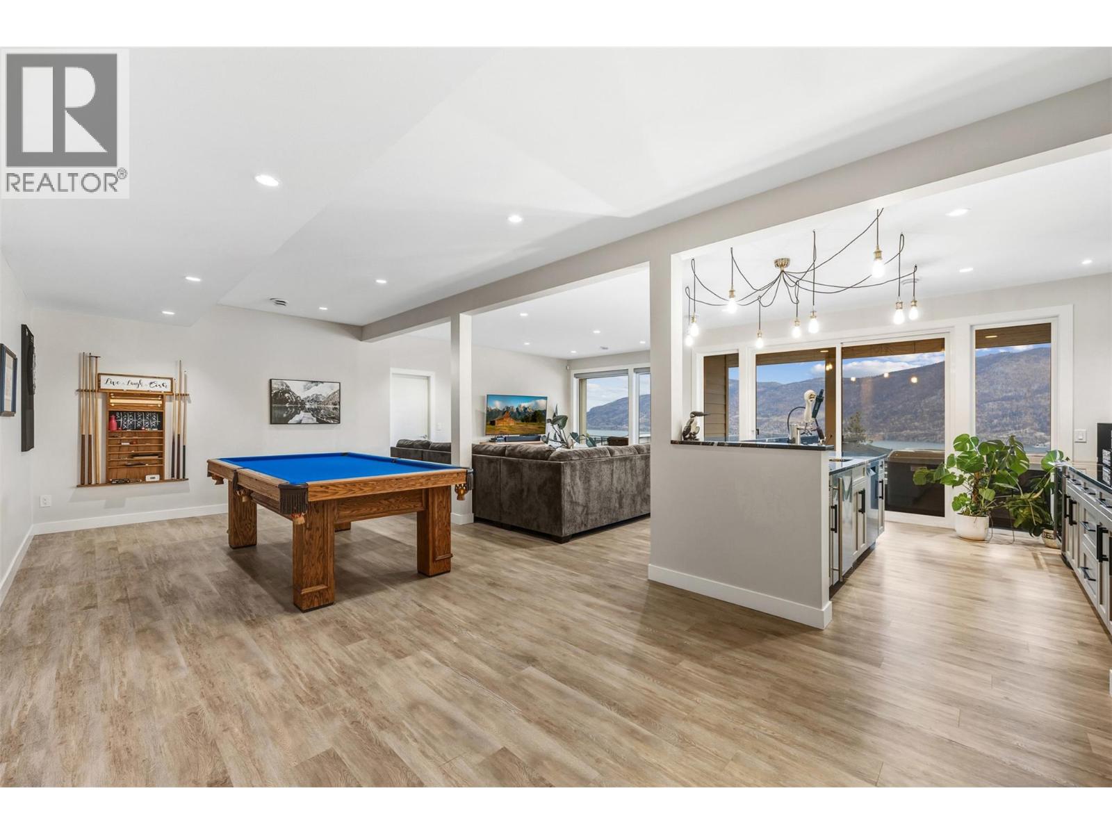  9438 Ledgestone Road, Lake Country