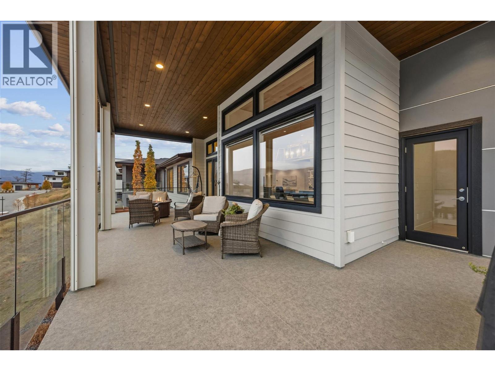  9438 Ledgestone Road, Lake Country