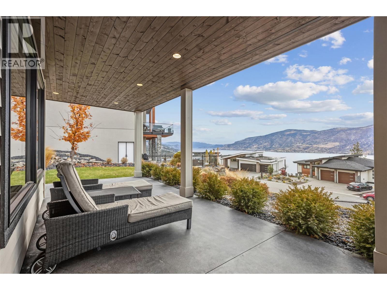  9438 Ledgestone Road, Lake Country