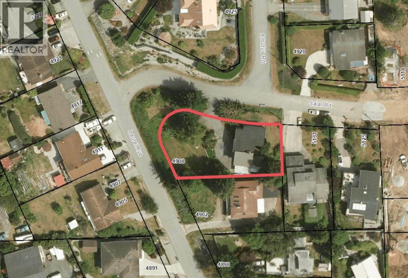 4908 LAUREL AVENUE, Sechelt