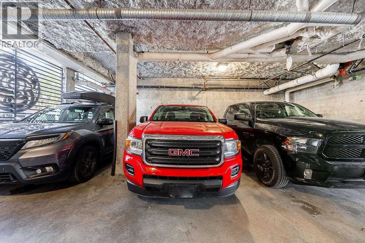 402 1310 VICTORIA STREET, Squamish