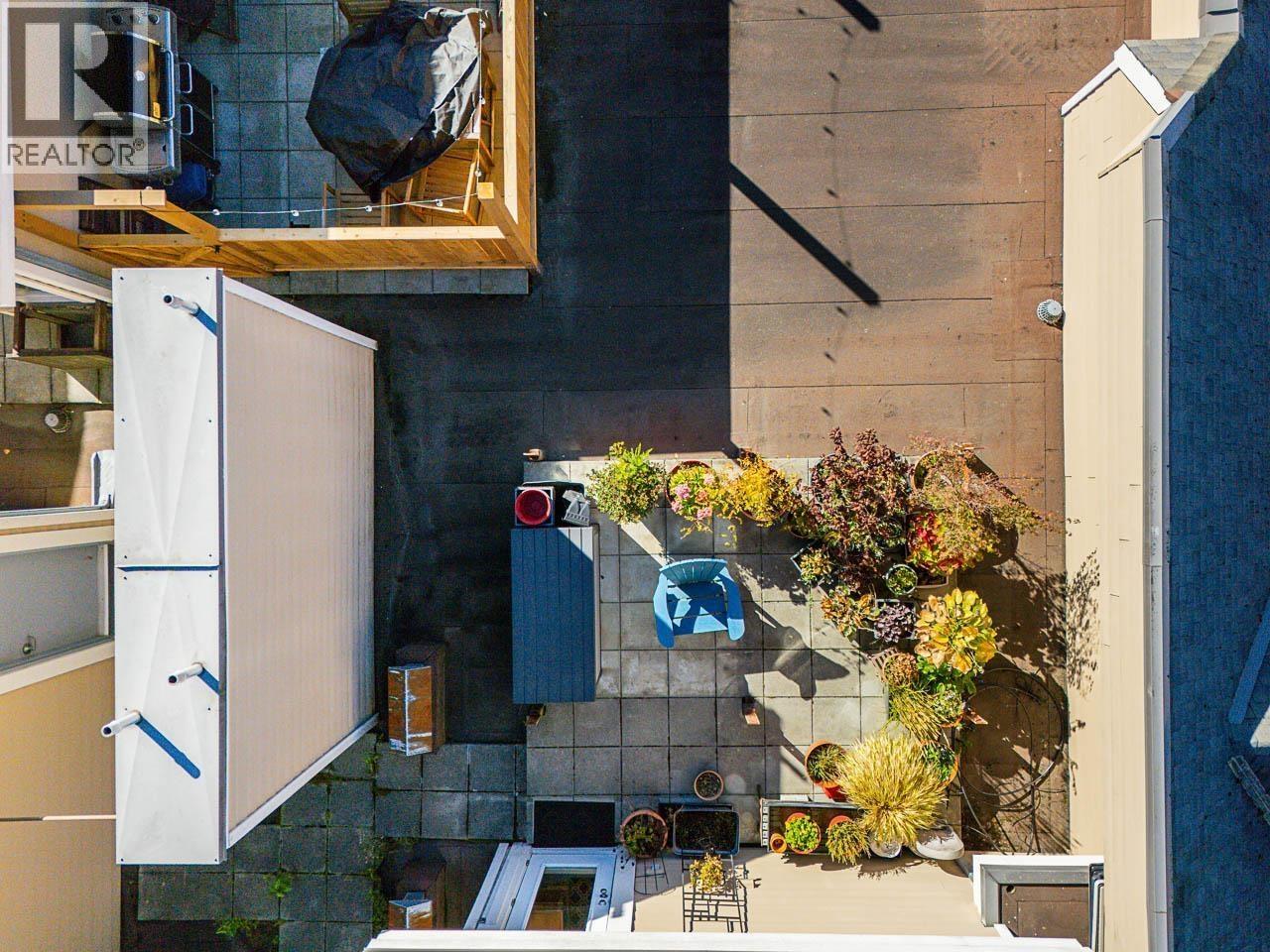 402 1310 VICTORIA STREET, Squamish