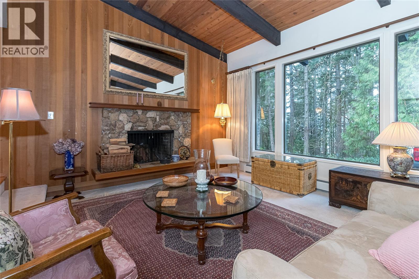 9565 Ardmore Dr, North Saanich