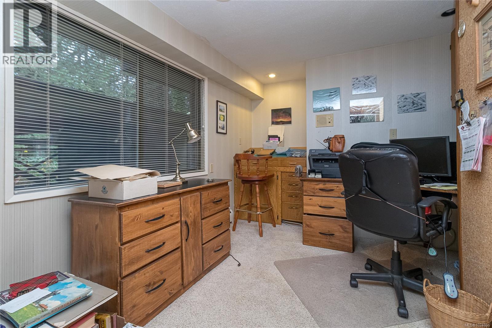 9565 Ardmore Dr, North Saanich