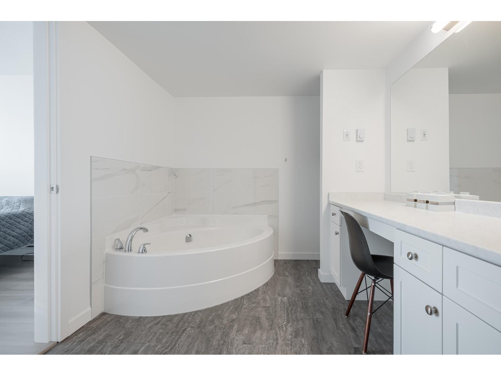 101 7265 HAIG STREET, Mission