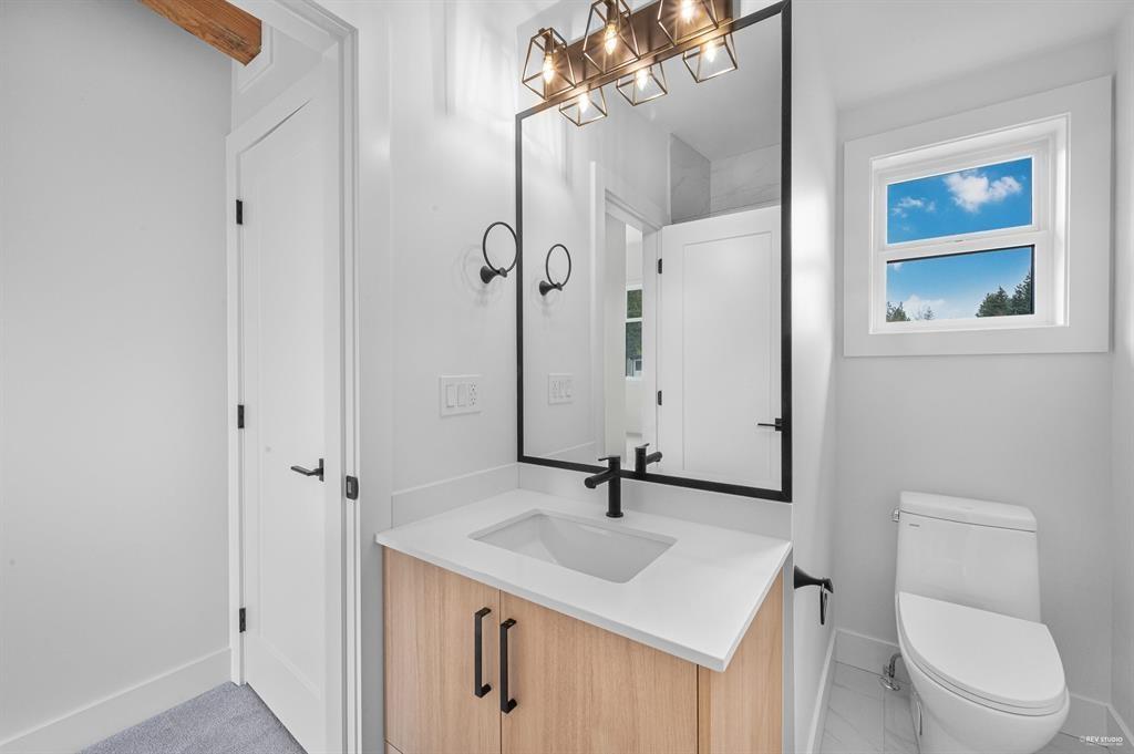 21 798 HOT SPRINGS ROAD, Harrison Hot Springs, Harrison Hot Springs