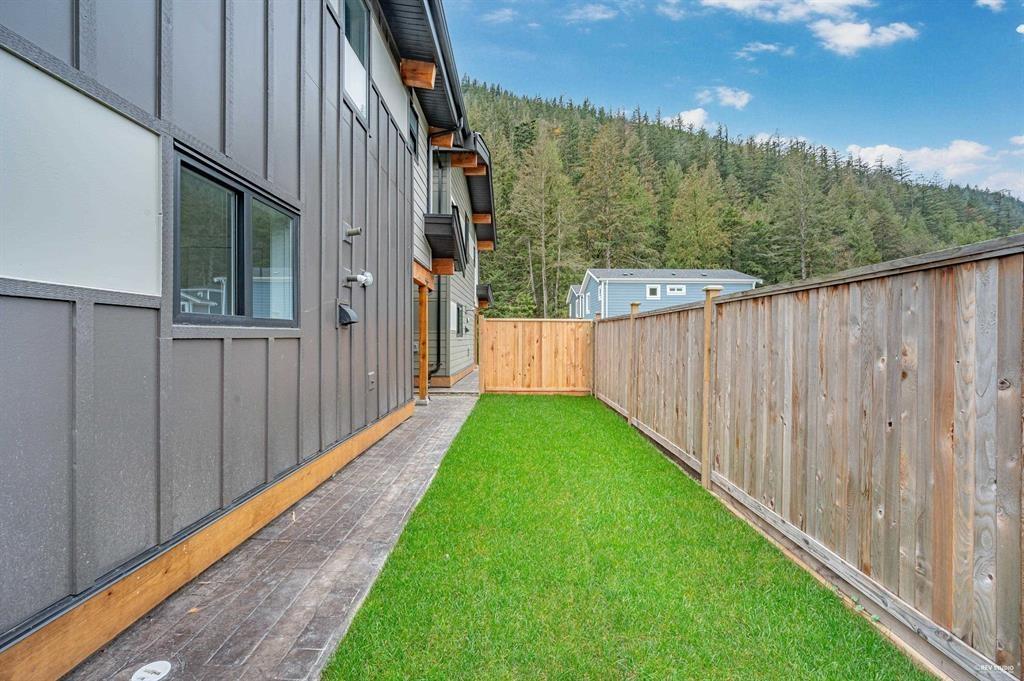 21 798 HOT SPRINGS ROAD, Harrison Hot Springs, Harrison Hot Springs