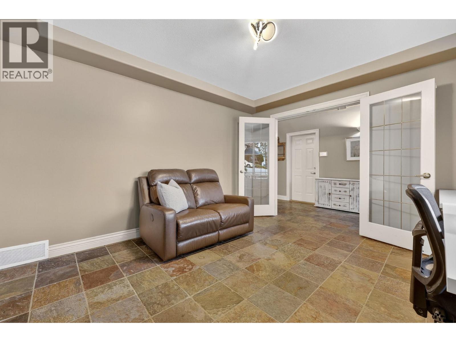  867 Steele Road, Kelowna